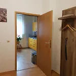 Am Viaduktweg Familie * Langenleuba-Niederhain