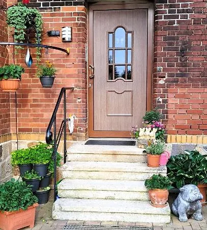 Am Viaduktweg Familie *