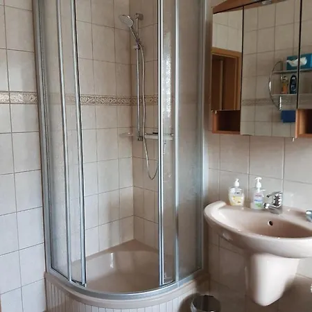 Am Viaduktweg Familie *