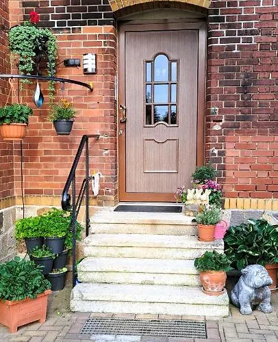 Am Viaduktweg Familie *